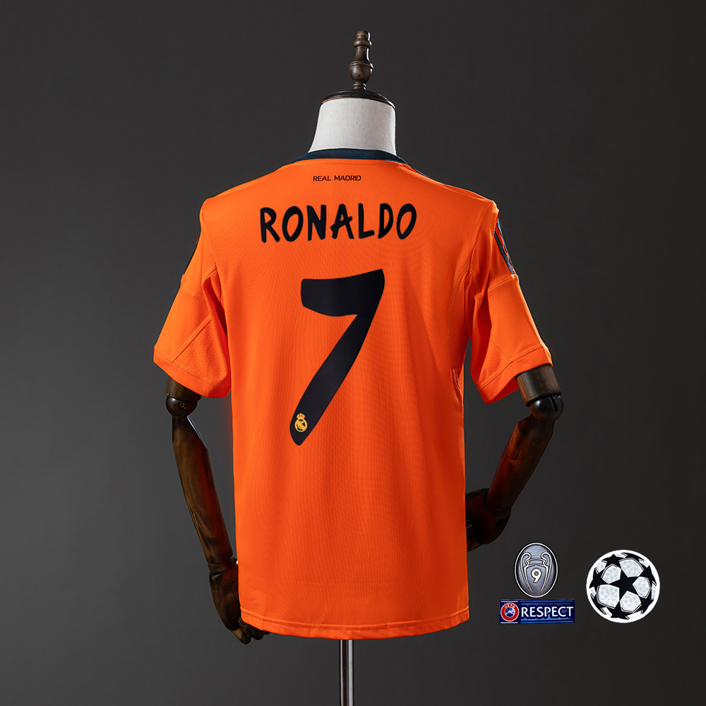 2013-14 REAL MADRID THIRD AWAY (FAN VERSION)