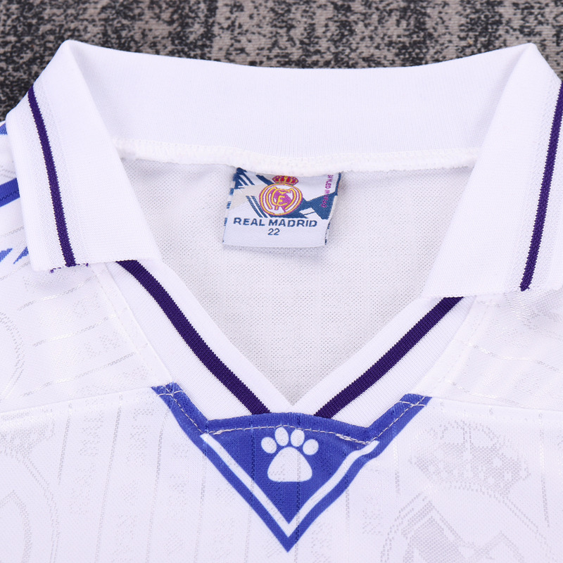 1996-97 REAL MADRID HOME KIDS KIT