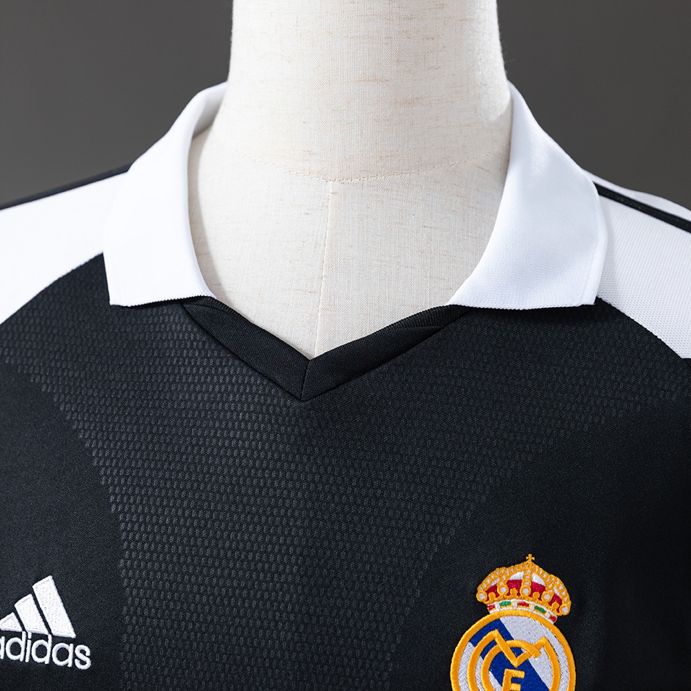 2001-02 REAL MADRID AWAY