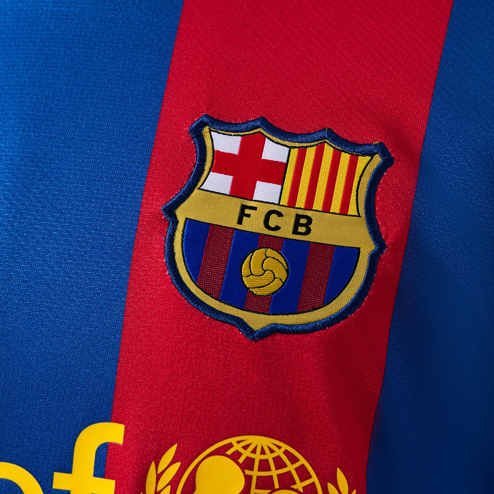 2010-11 BARCELONA HOME