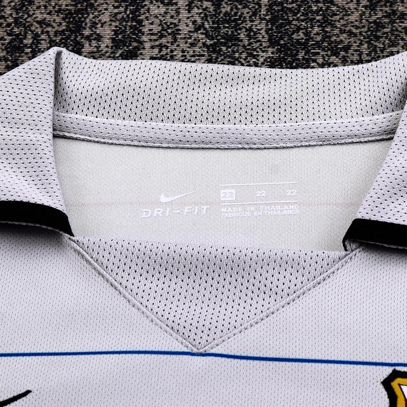 2003-04 BARCELONA AWAY KIDS KIT