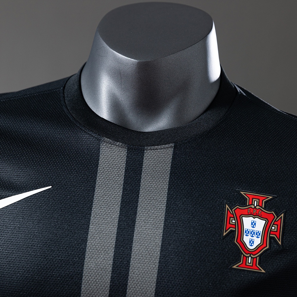 2013 PORTUGAL AWAY LONG SLEEVE (PLAYER VERSION)
