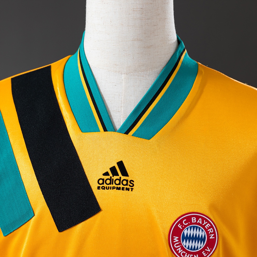 1993-94 BAYERN MUNICH AWAY