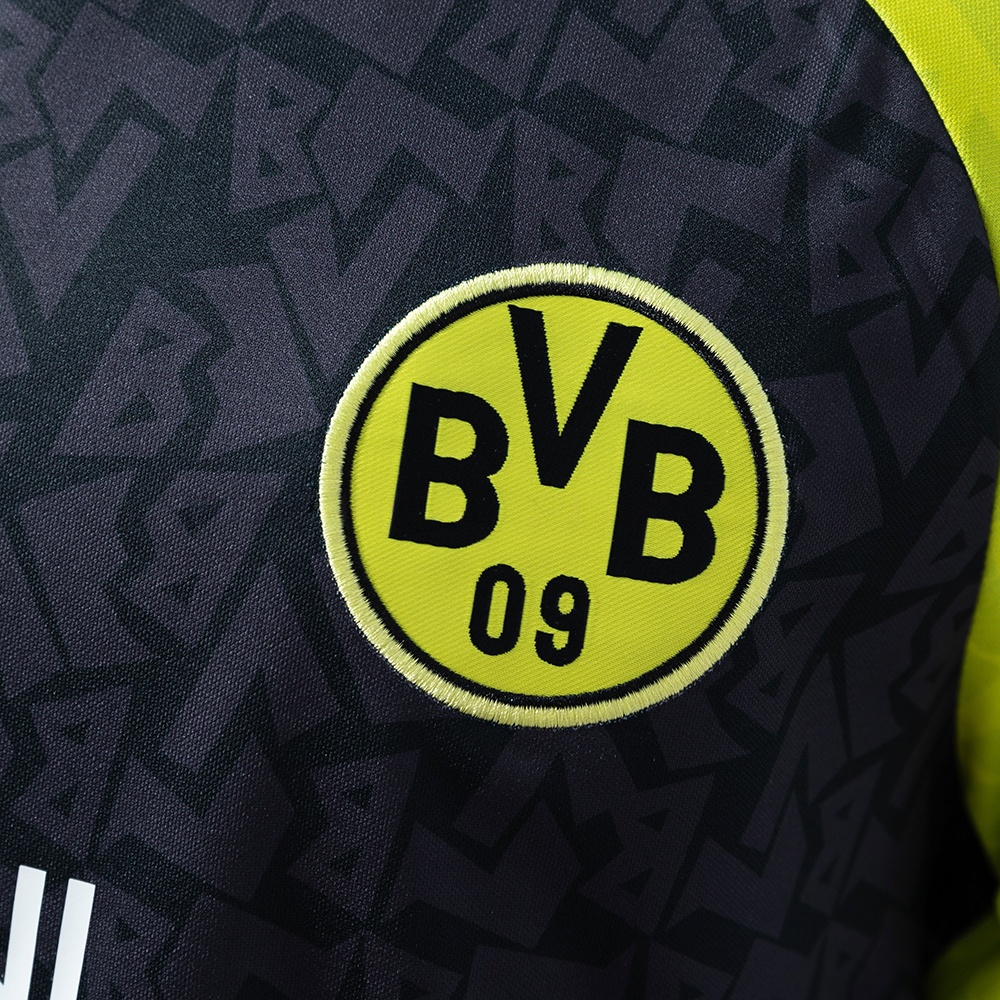 1995-96 BORUSSIA DORTMUND AWAY