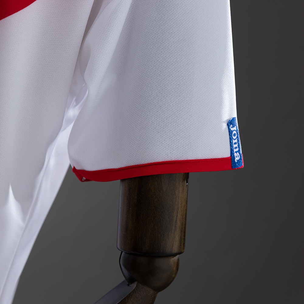 2001-02 RAYO VALLECANO HOME