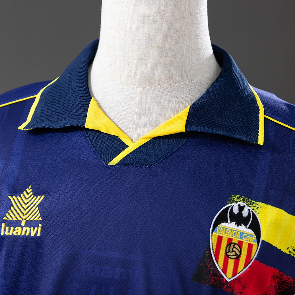 1996-97 VALENCIA AWAY