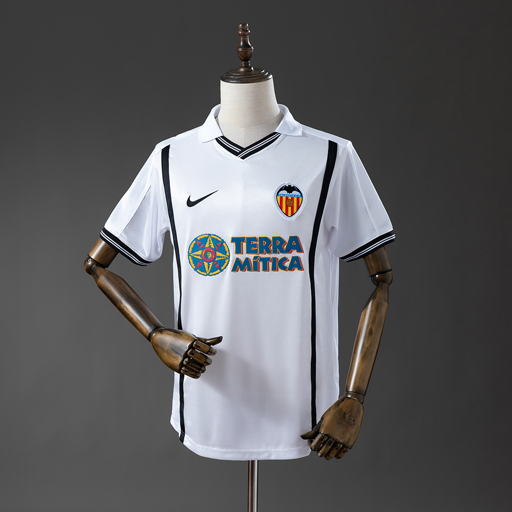 2000-01 VALENCIA HOME