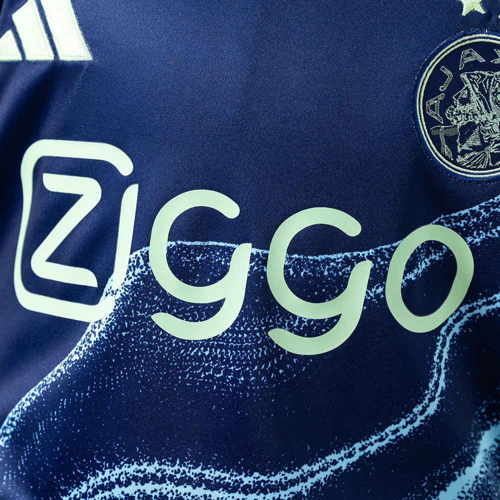 2025-26 AJAX AWAY MEN AND KIDS KIT