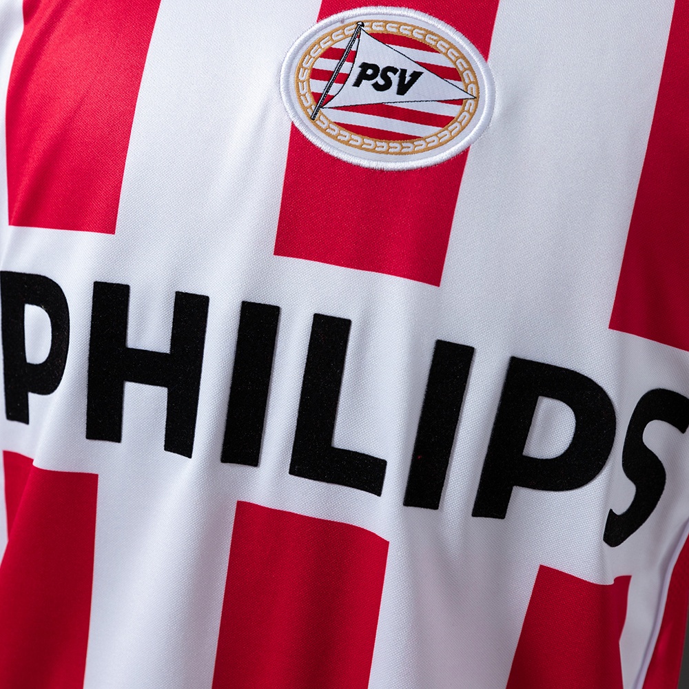 2004-05 PSV EINDHOVEN HOME