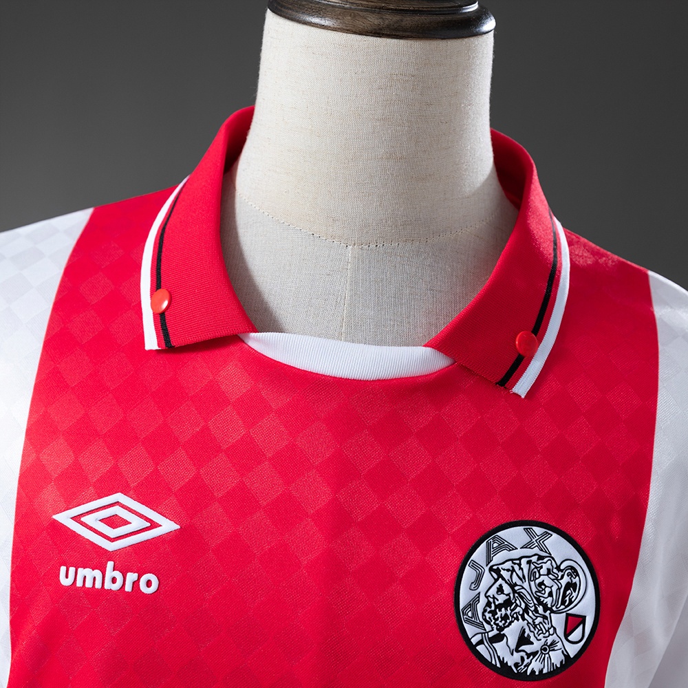 1989-90 AJAX HOME