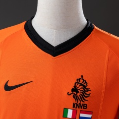 2000 NETHERLANDS HOME
