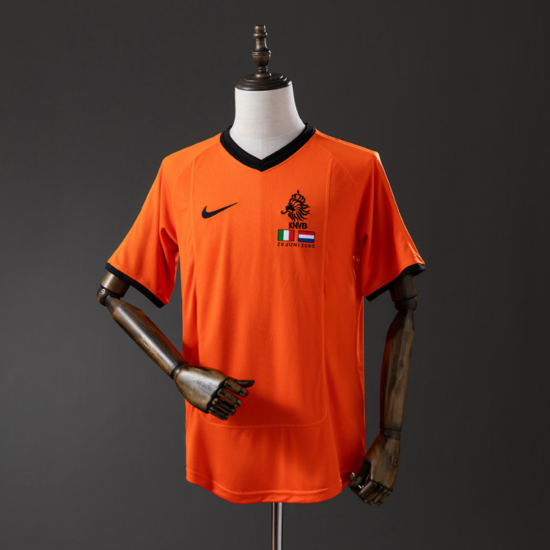 2000 NETHERLANDS HOME