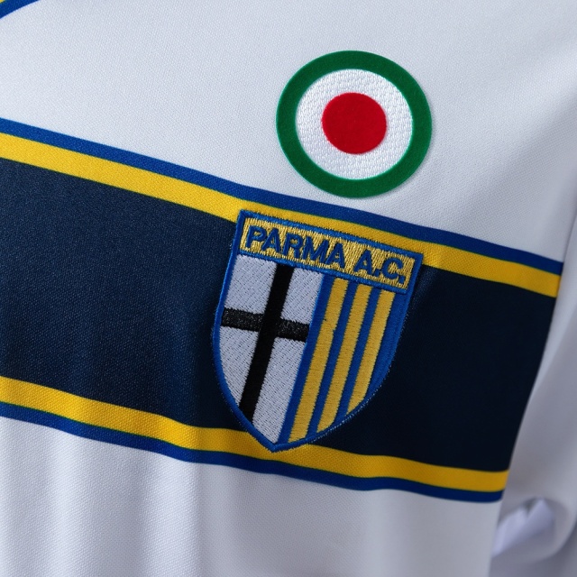 2002-03 PARMA CALCIO AWAY