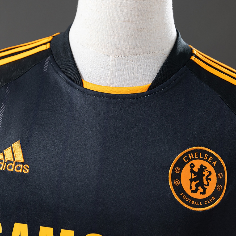 2010-11 CHELSEA AWAY