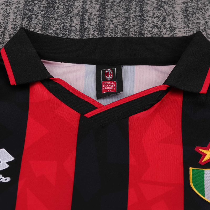 1993-94 AC MILAN HOME KIDS KIT