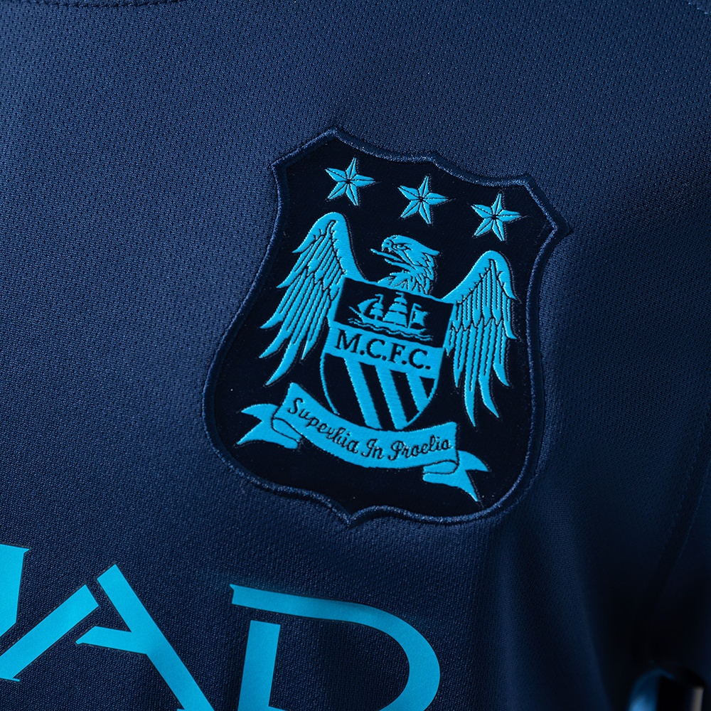 2015-16 MANCHESTER CITY AWAY