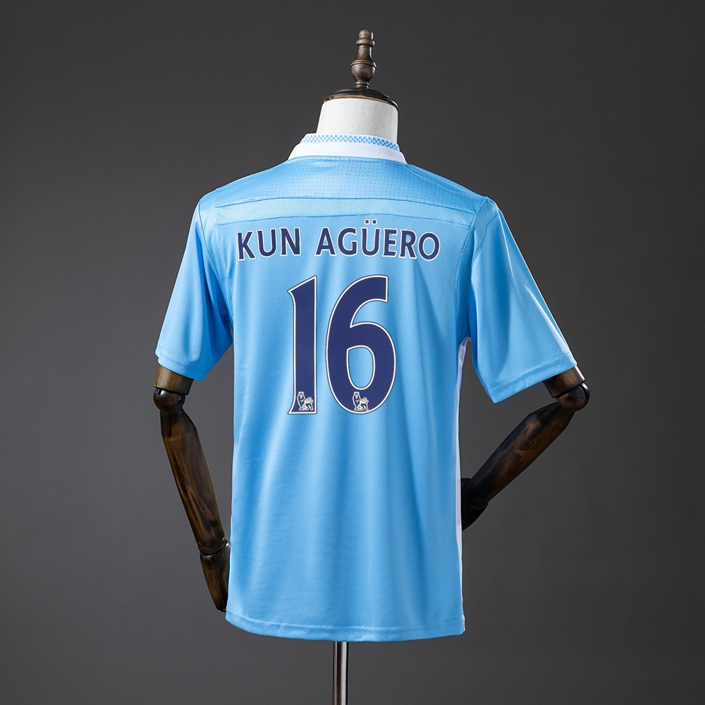 2011-12 MANCHESTER CITY HOME