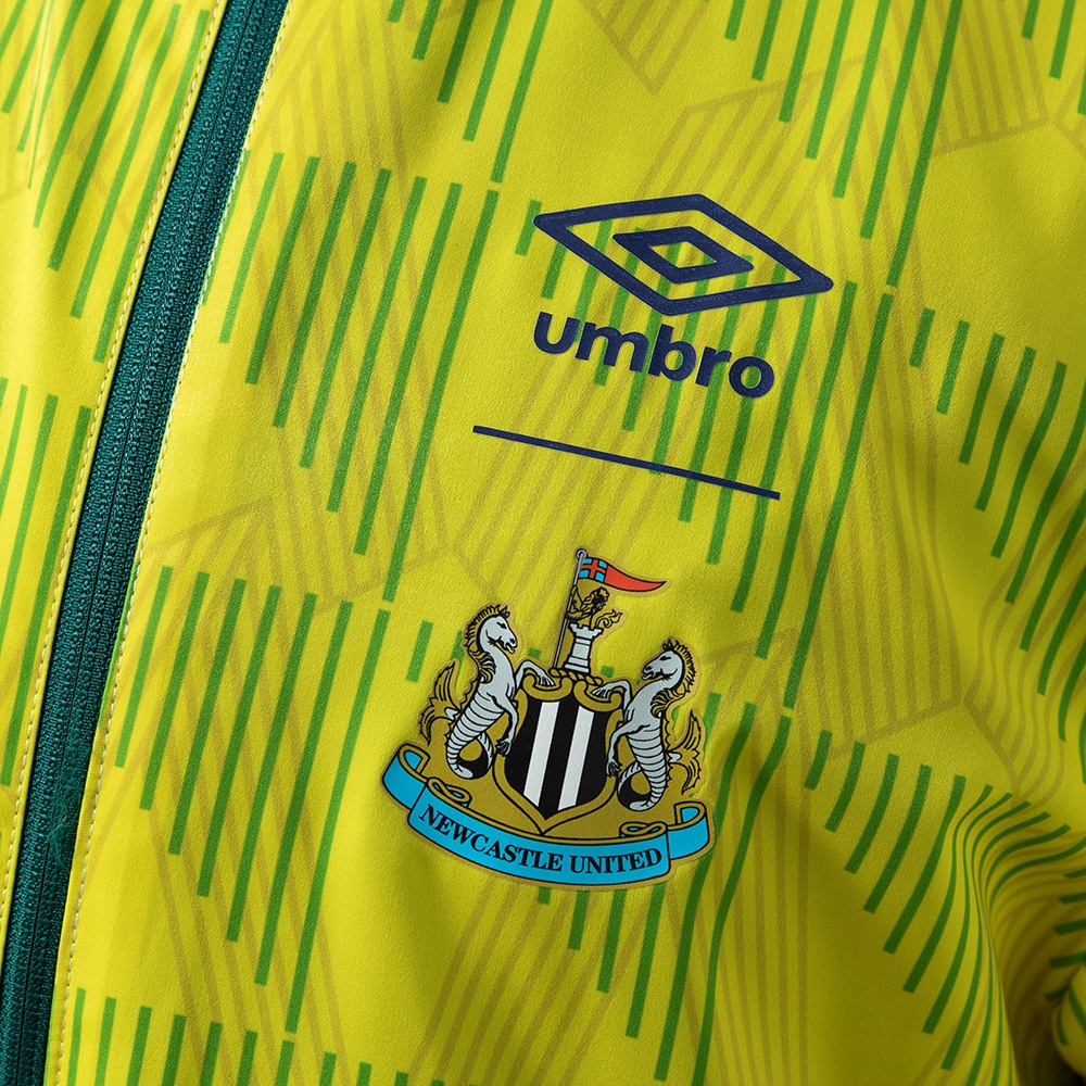 NEWCASTLE UNITED REVERSIBLE JACKET WINDBREAKER - ARMY GREEN &amp; YELLOW