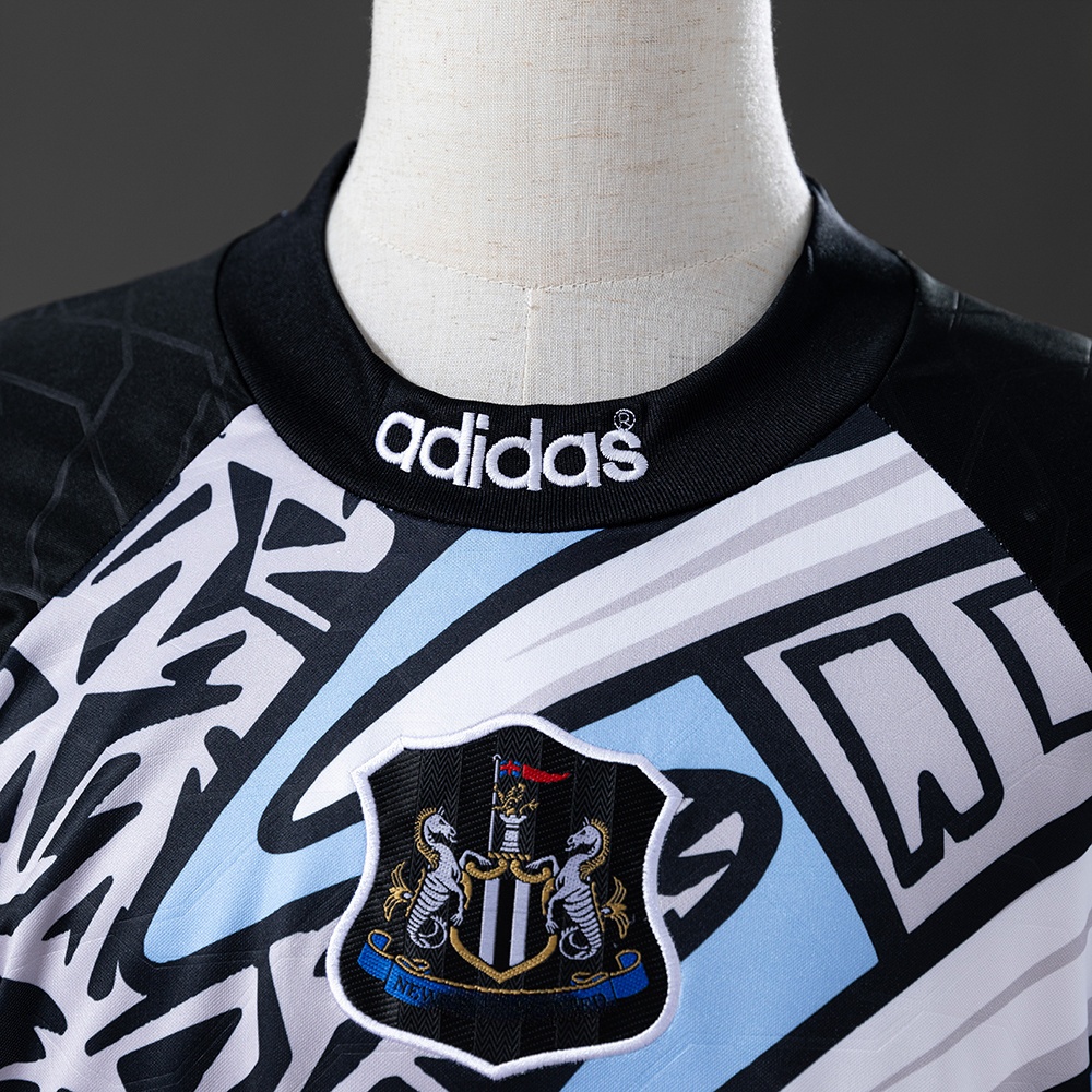 1995-96 NEWCASTLE GOALKEEPER LONG SLEEVE