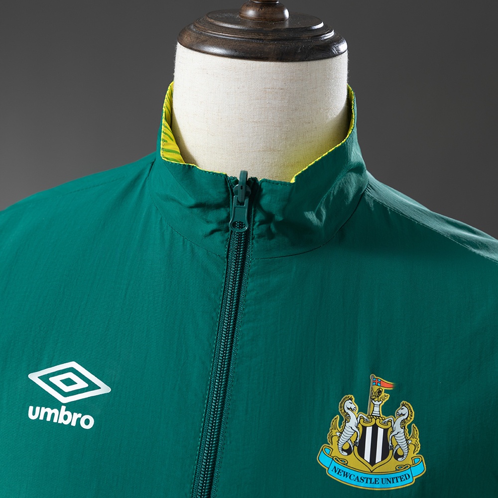 NEWCASTLE UNITED REVERSIBLE JACKET WINDBREAKER - ARMY GREEN &amp; YELLOW