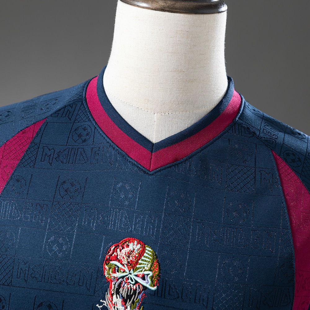 2010 WEST HAM UNITED HOME (IRON LADY)