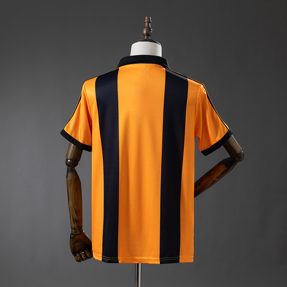1981-82 HULL CITY HOME