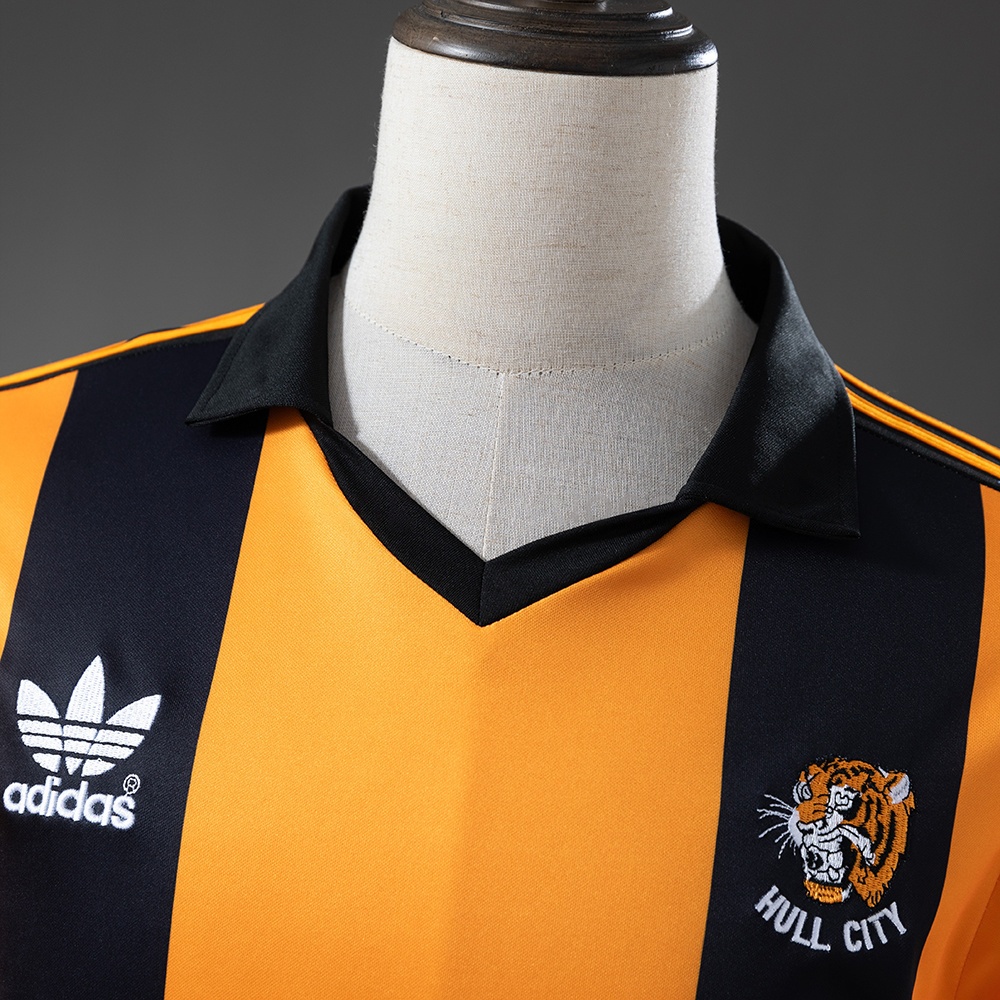 1981-82 HULL CITY HOME