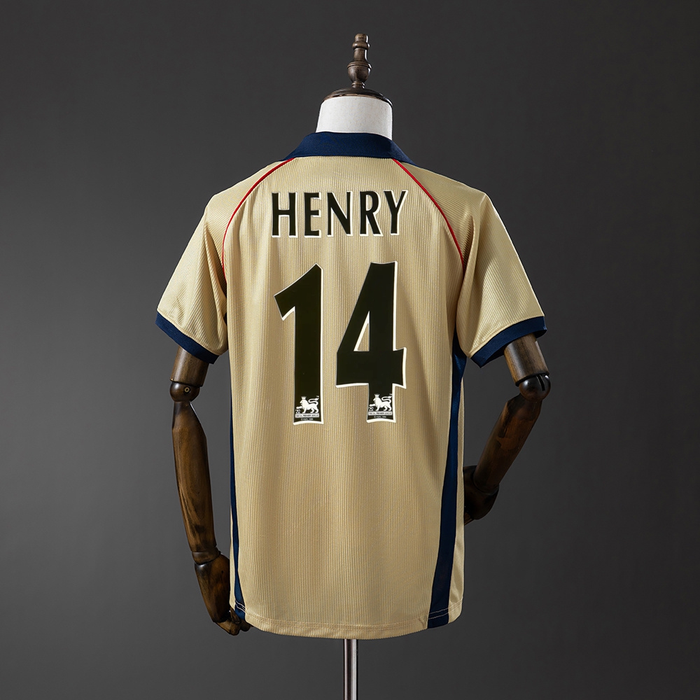 2001-02 ARSENAL AWAY