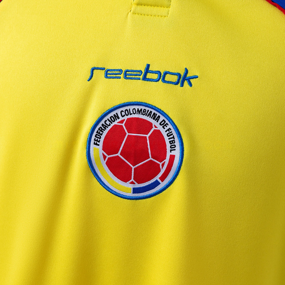 2001-02 COLOMBIA HOME