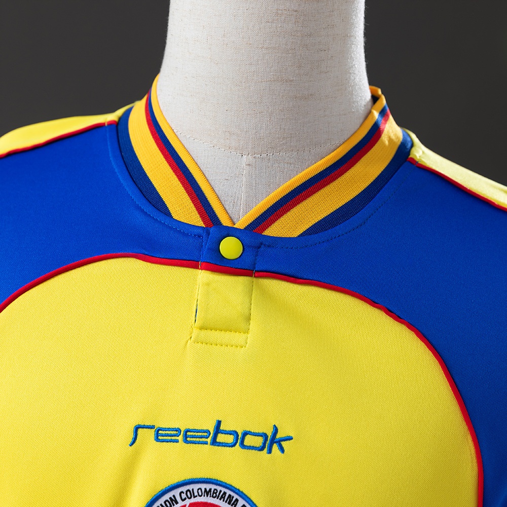 2001-02 COLOMBIA HOME