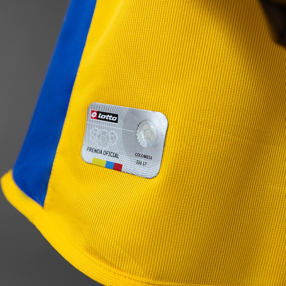 2003-05 COLOMBIA HOME