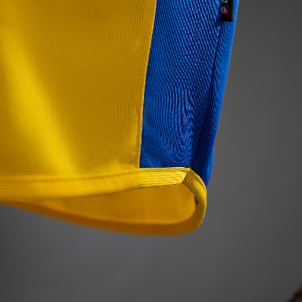 2003-05 COLOMBIA HOME