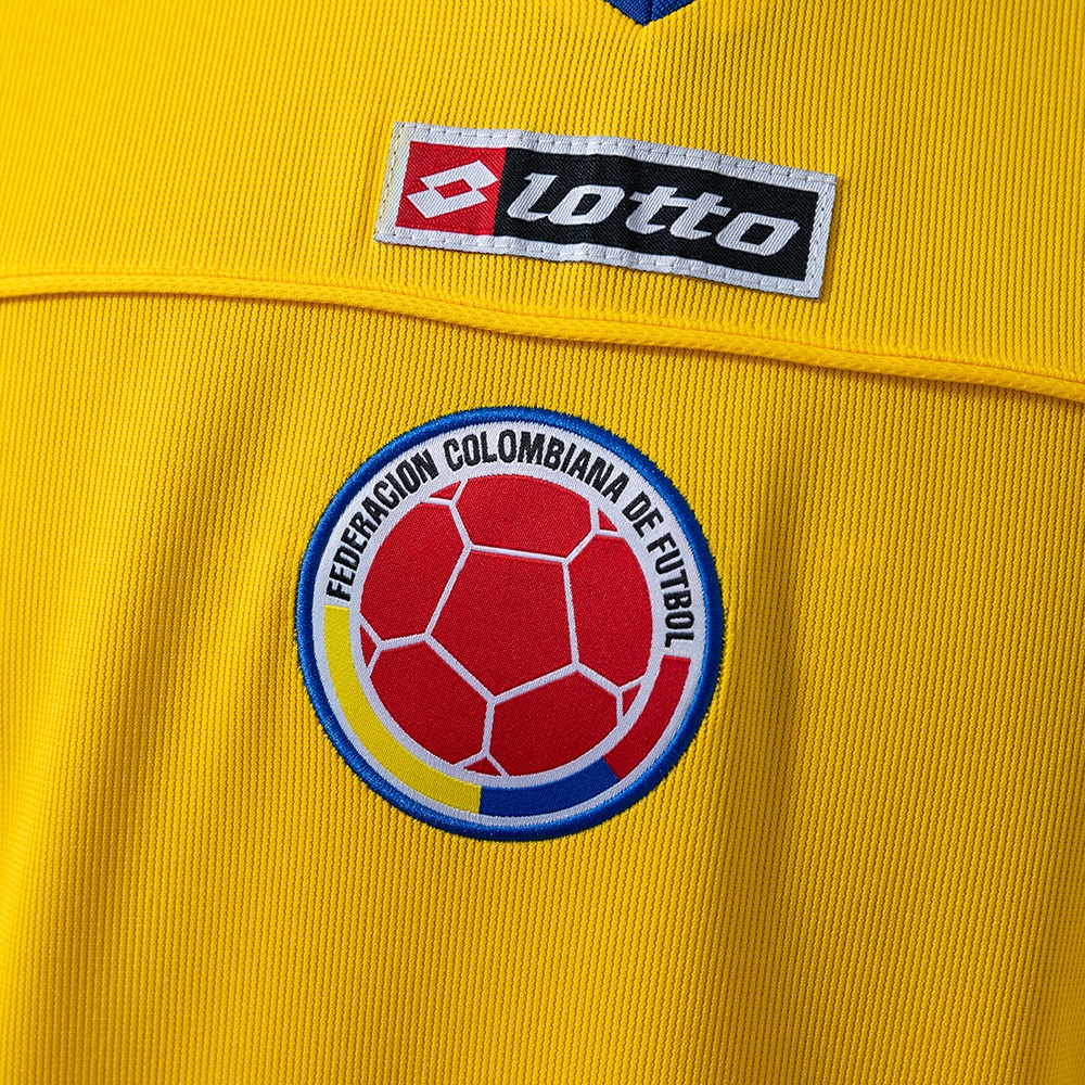 2003-05 COLOMBIA HOME