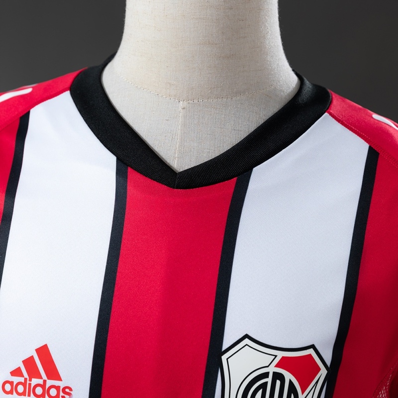 2003-04 RIVER PLATE HOME