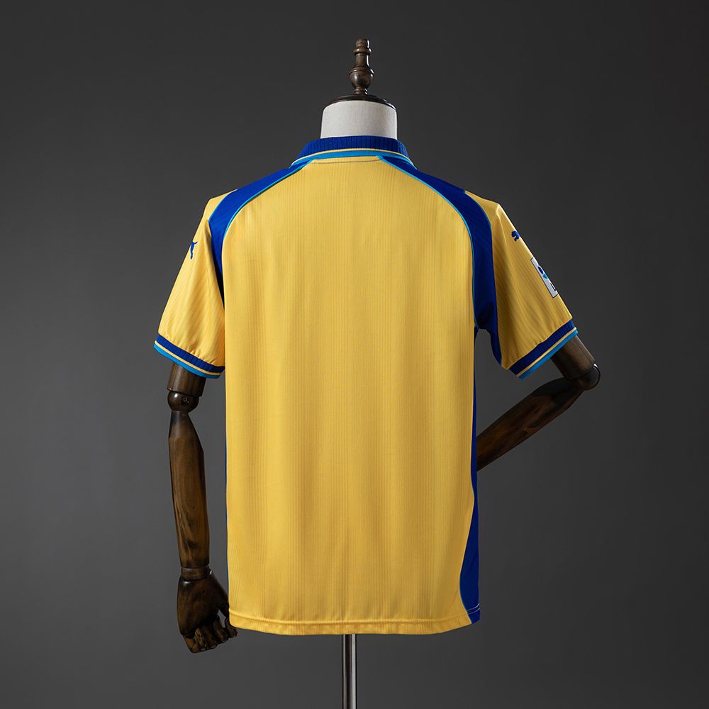 2000-01 LAS PALMAS HOME