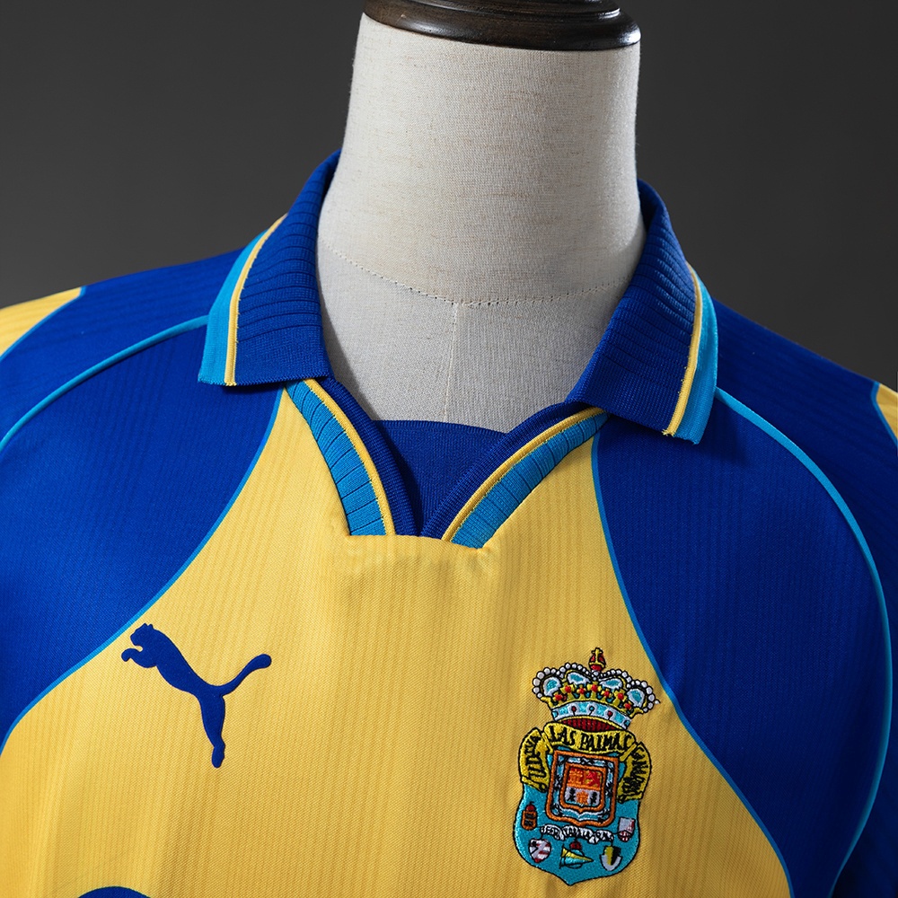 2000-01 LAS PALMAS HOME