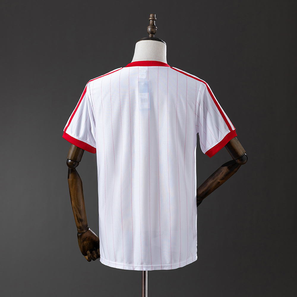 1982 POLAND HOME