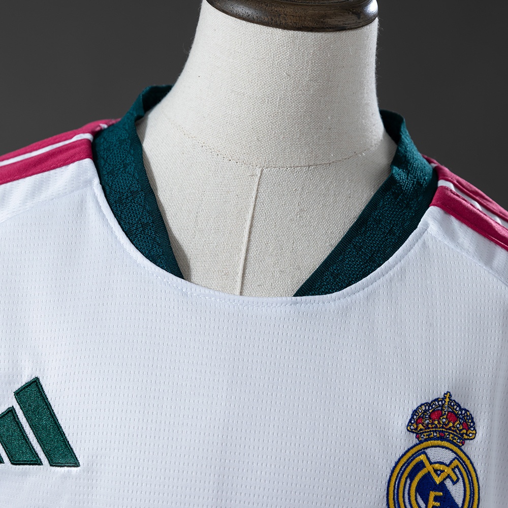2026-27 REAL MADRID HOME MEN AND KIDS KIT