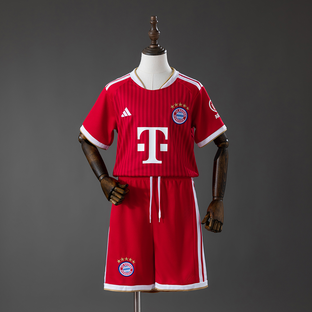 2026-27 BAYERN MUNICH HOME MEN AND KIDS KIT