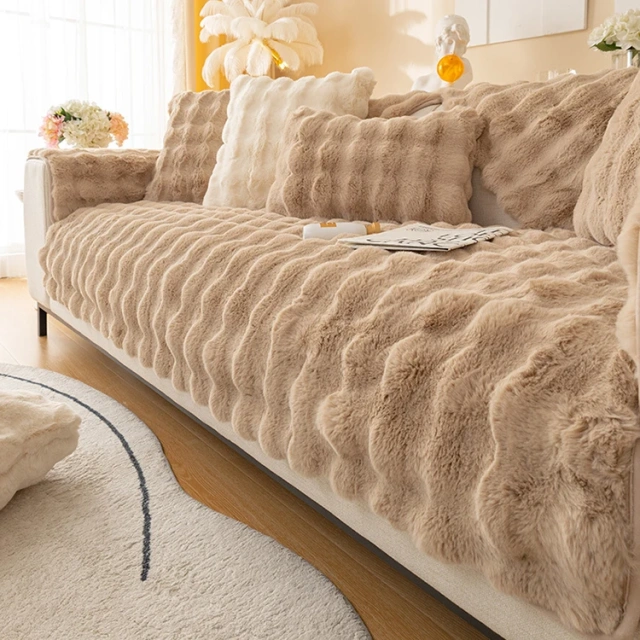 China Supplier Customized Quilted 100% Polyester Memory And Air-Permeable 45x45 Cushions Covers For Home Hotel