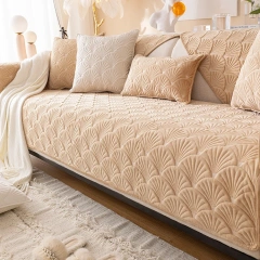 Luxury Design 100% Polyester Quilted Velvet Sofa Cover Geometric Pattern Cosy Plush Non-Slip Sofa Cover For Sectional Sofa