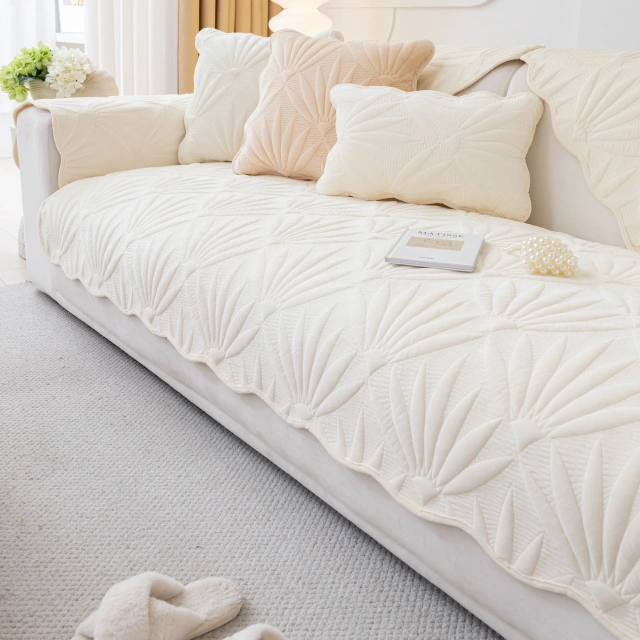 Factory Wholesale Crystal Velvet Sofa Covers 3 Seater Three-Seat Sofa Living Room Sofa Cushion