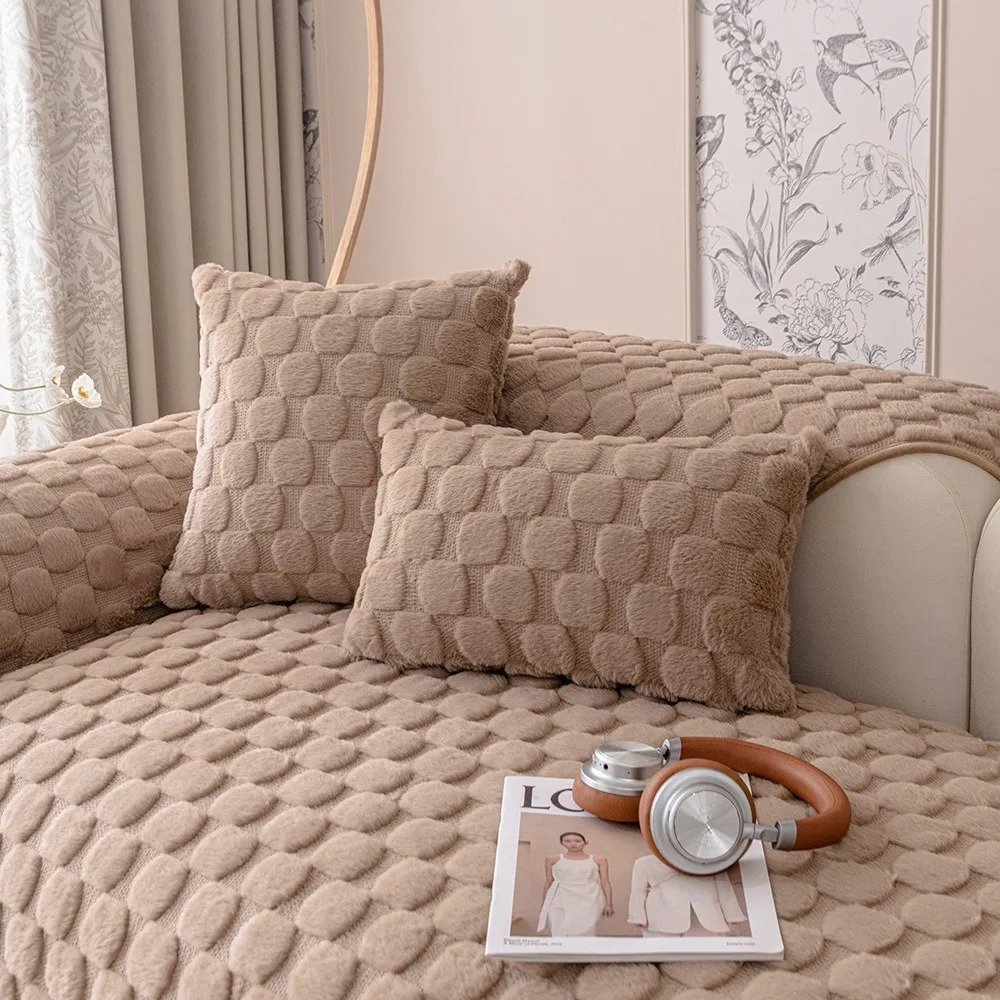 Winter cream wind honeycomb sofa cushion wholesale winter plush non-slip thickened cushion warm leather sofa cover
