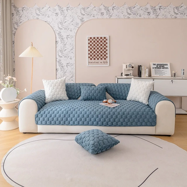 Winter cream wind honeycomb sofa cushion wholesale winter plush non-slip thickened cushion warm leather sofa cover