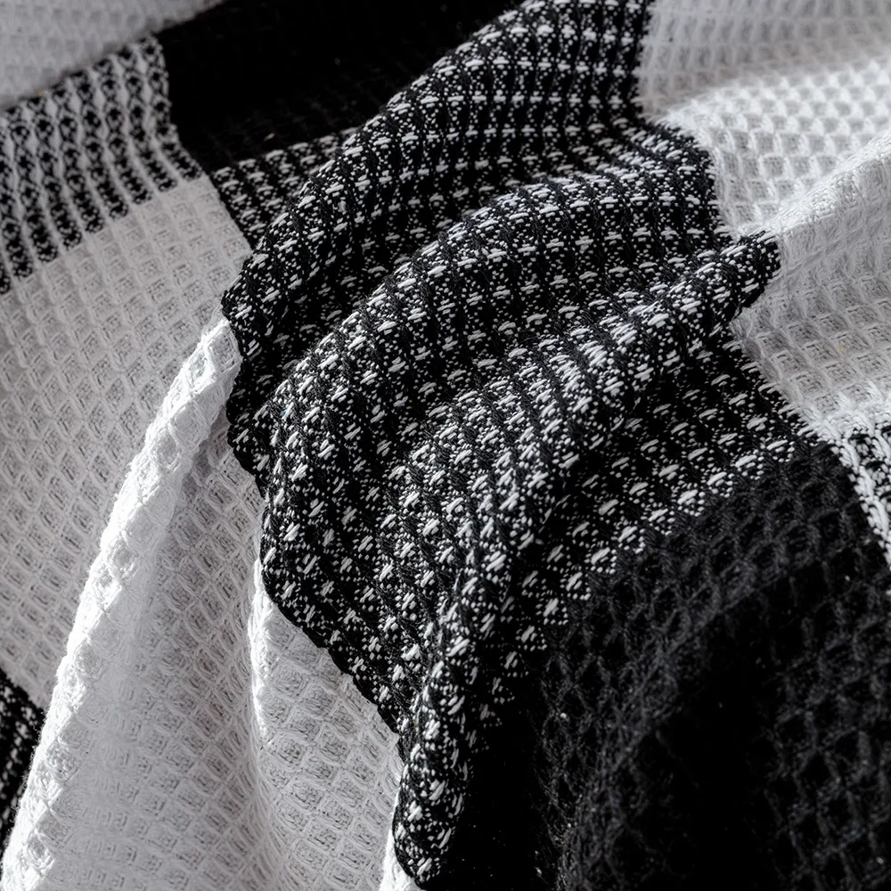 Free Sample 100% Polyester  Hot Sell  Sofa Towel New non-slip classic sofa towel