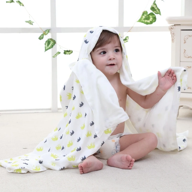 Factory 100% Polyester Bedding OEM/ODM Custom Name Printed Coral Minky Massage Dot Flannel Fleece Baby Blanket