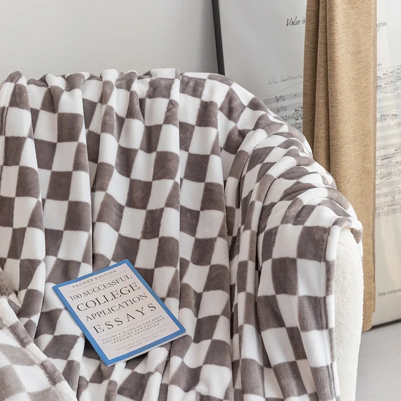 Wholesale Super Soft High Quality Flannel Fleece Checkered Pattern Throw Blanket Plush Checkerboard Blankets For Home