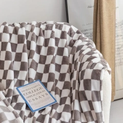 Wholesale Super Soft High Quality Flannel Fleece Checkered Pattern Throw Blanket Plush Checkerboard Blankets For Home