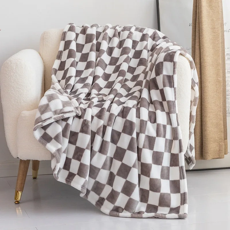 Wholesale Super Soft High Quality Flannel Fleece Checkered Pattern Throw Blanket Plush Checkerboard Blankets For Home