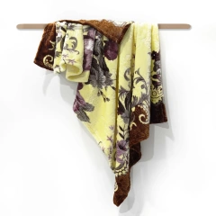 100% polyester Flower Printing Flannel Blanket - Soft Warm and Cozy Blanket - Great for Home Decor